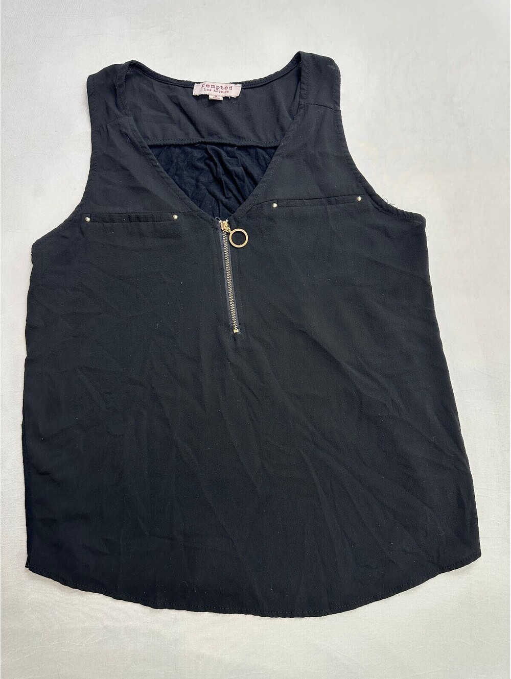 Tempted Los Angeles Women's Black Sleeveless Top Front Zip M